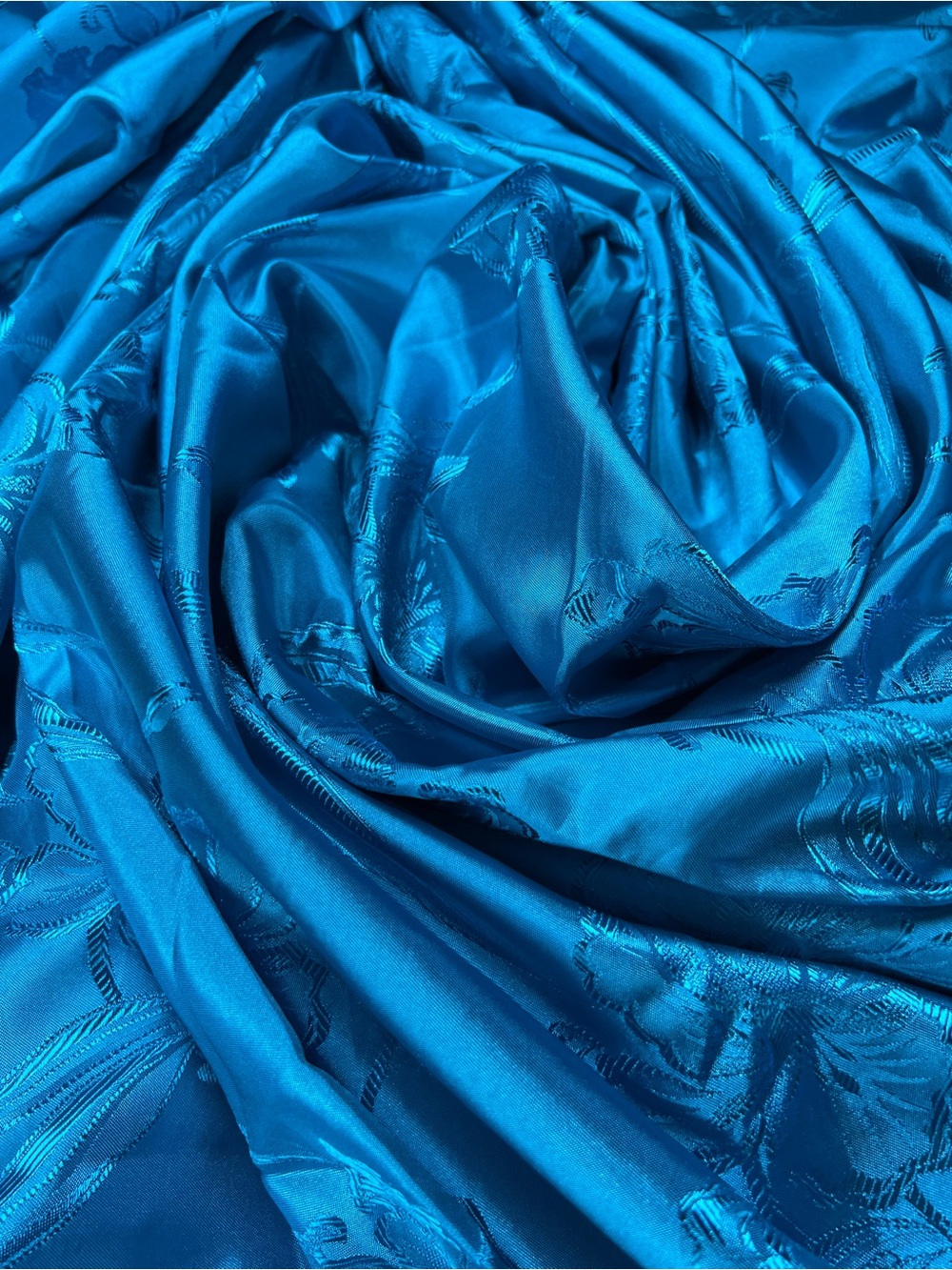 VINTAGE 70" x 82" Ocean Blue Satin Jacquard Woven Floral Decorative Tablecloth